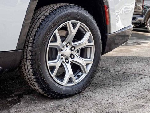 Used 2022 Jeep Wagoneer Series I w/ Premium Group I image 7