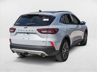 New 2025 Ford Escape SE w/ PHEV Premium Package video 2