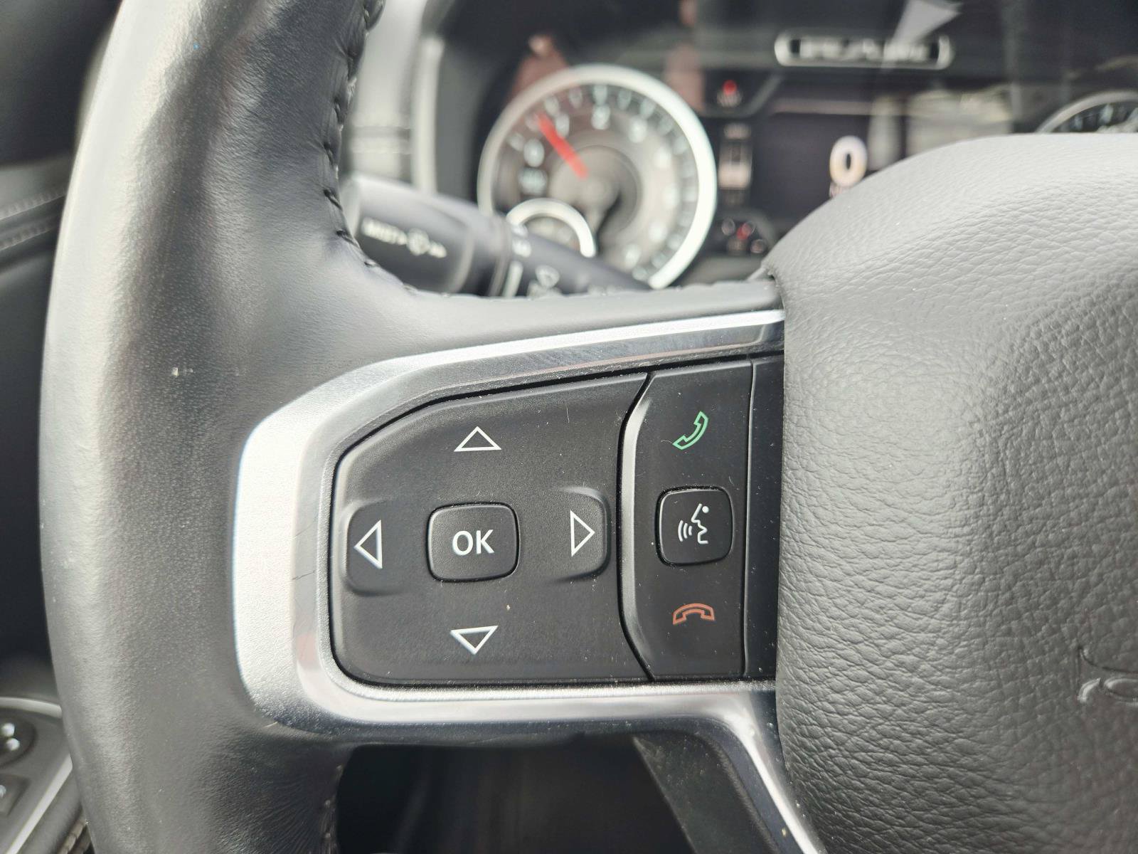 Used 2020 RAM 1500 Laramie w/ Sport Appearance Package AWD/4WD image 23