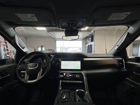 New 2026 GMC Sierra 3500 Denali w/ Denali Reserve Package image 21