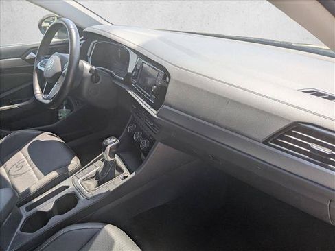 Used 2024 Volkswagen Jetta SE FWD image 18