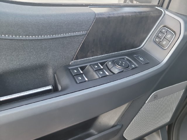 Used 2024 Ford F250 Lariat w/ Sport Appearance Package AWD/4WD image 18