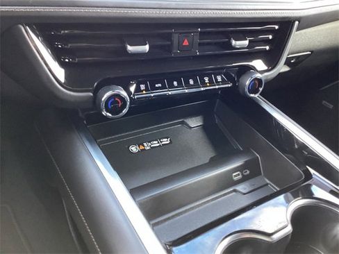 Used 2025 Chevrolet Tahoe High Country w/ Sun And Tow Package image 23