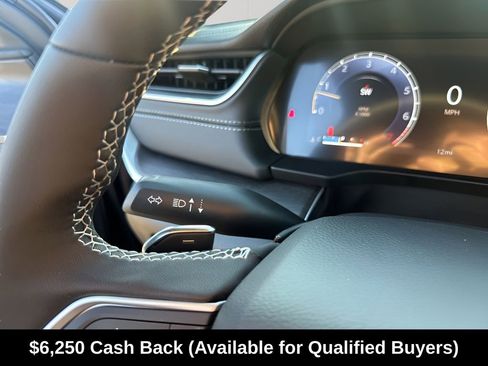 New 2025 Jeep Grand Cherokee Limited w/ Black Appearance Package RWD image 33