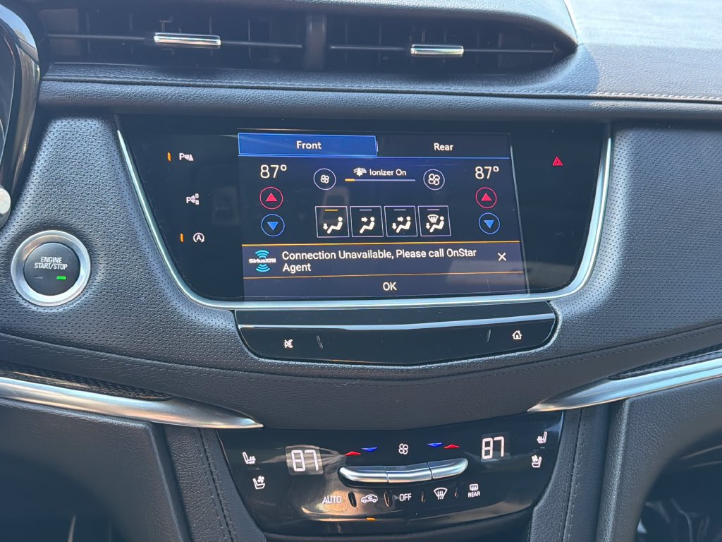 Used 2024 Cadillac XT5 Sportv w/ Technology Package AWD/4WD image 7