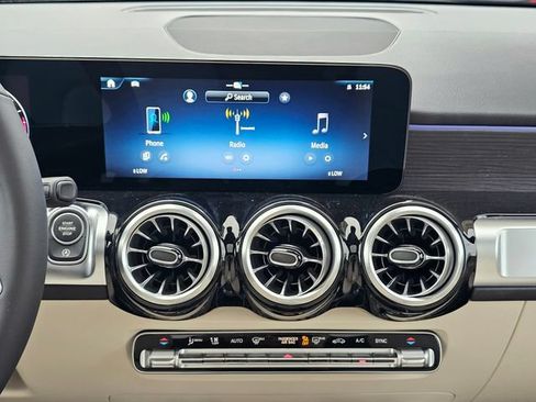 New 2026 Mercedes-Benz GLB 250 4MATIC image 30