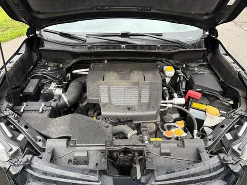 Used 2023 Subaru Forester Premium AWD/4WD image 4