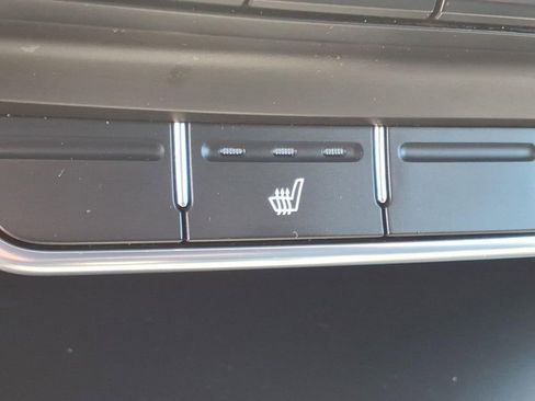 Used 2020 Kia Sorento LX w/ LX I4 Convenience Package FWD image 13
