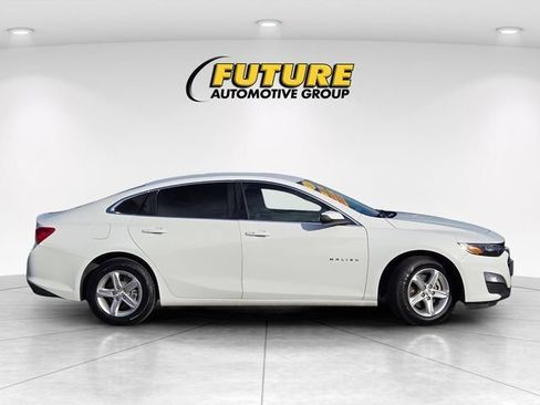 Used 2021 Chevrolet Malibu LS FWD image 4