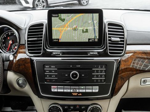 Used 2019 Mercedes-Benz GLS 450 4MATIC image 19