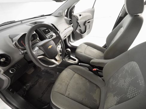 Used 2012 Chevrolet Sonic LS image 11
