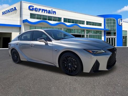 Used 2023 Lexus IS 500 image 3
