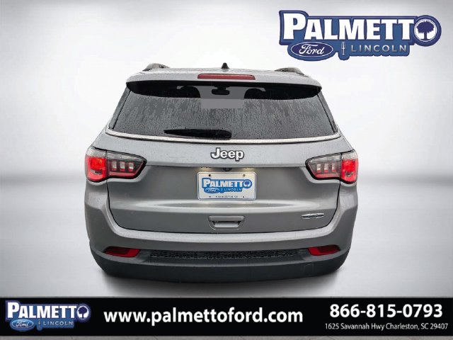 Used 2020 Jeep Compass Latitude w/ Popular Equipment Group FWD image 5
