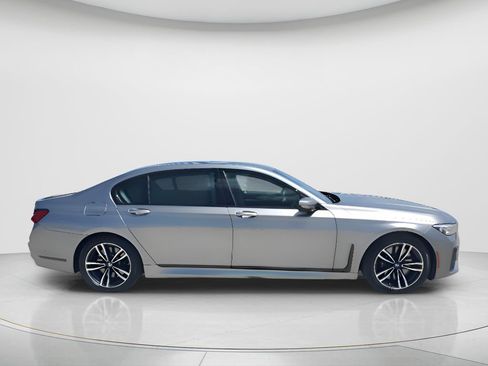 Used 2021 BMW 750i xDrive w/ Luxury Rear Seating Package AWD/4WD image 4
