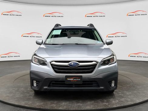 Used 2020 Subaru Outback Premium AWD/4WD image 3