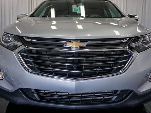 Used 2021 Chevrolet Equinox Premier image 3