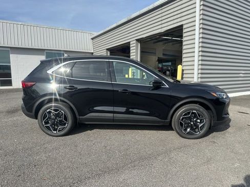 New 2026 Ford Escape Platinum w/ Premium Technology Package image 2