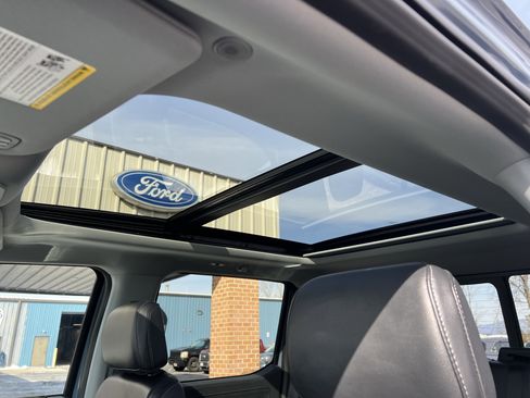 Used 2023 Ford F150 Lariat w/ Equipment Group 502A High image 23