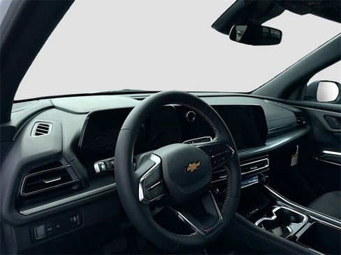 New 2026 Chevrolet Traverse LT w/ LPO, Floor Liner Package image 12