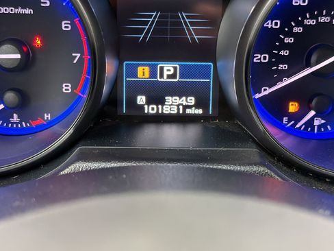 Used 2016 Subaru Outback 2.5i Limited AWD/4WD image 18