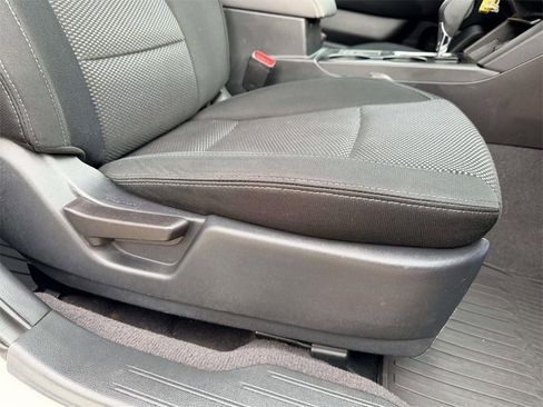 Used 2016 Subaru Outback 2.5i image 12