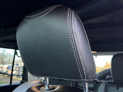 Used 2019 Jeep Wrangler Unlimited Sport S image 13