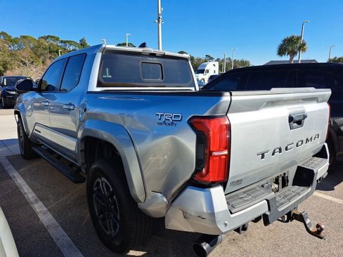 Used 2024 Toyota Tacoma TRD Sport image 7