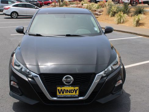 Used 2019 Nissan Altima 2.5 S FWD image 3