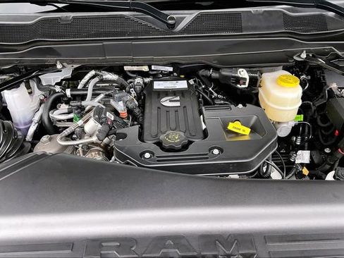 Certified 2026 RAM 3500 Tradesman AWD/4WD image 9