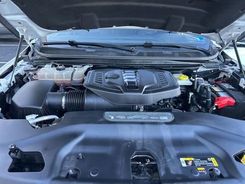 Used 2024 Jeep Wagoneer L Series II w/ Flexible Seating Group image 11