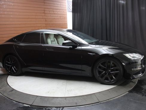 Used 2022 Tesla Model S Plaid image 53