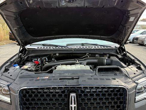 Used 2022 Lincoln Navigator Black Label image 15