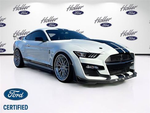 Certified 2022 Ford Mustang Shelby GT500 w/ Carbon Fiber Track Pack RWD image 1