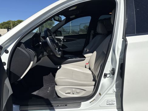 Used 2023 INFINITI Q50 Sensory RWD image 12