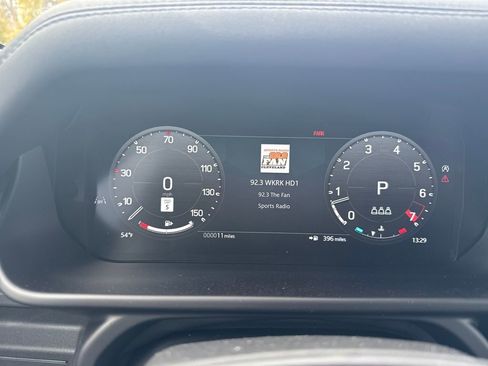 New 2026 Land Rover Defender 110 S image 20