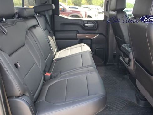 Used 2020 Chevrolet Silverado 1500 RST image 11