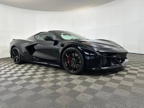 Used 2024 Chevrolet Corvette Z06 w/ Battery Protection Package image 35