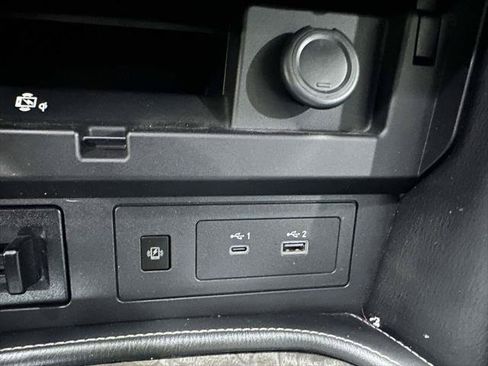 Used 2021 Nissan Armada Platinum w/ Captain's Chairs Package AWD/4WD image 24