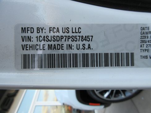 Used 2023 Jeep Wagoneer L Series III w/ Premium Group I image 59