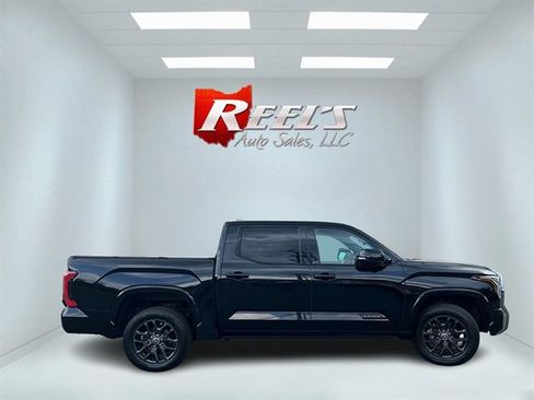 Used 2023 Toyota Tundra Platinum AWD/4WD image 7