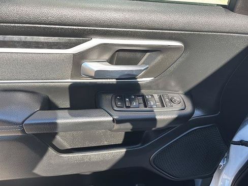 Used 2020 RAM 1500 Big Horn AWD/4WD image 14