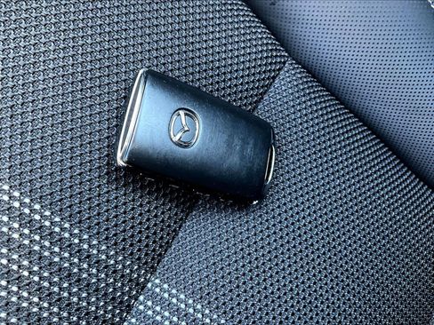 Used 2025 MAZDA CX-50 AWD 2.5 S w/ Premium Package image 30