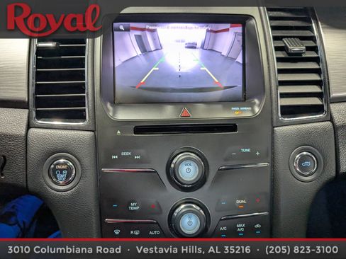 Used 2013 Ford Taurus SEL image 19