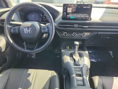 Certified 2025 Honda HR-V EX-L image 9