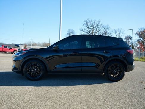 Used 2020 Ford Escape SE Sport image 4