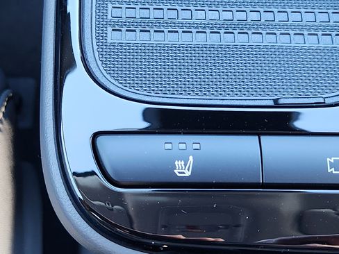 New 2026 Hyundai Ioniq 5 SEL image 28