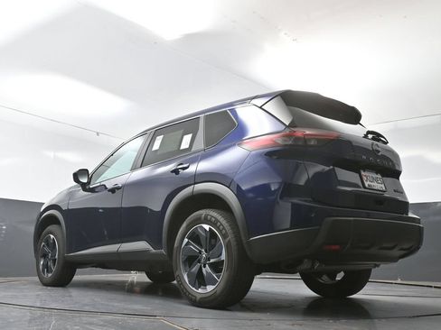Used 2024 Nissan Rogue SV AWD/4WD image 59