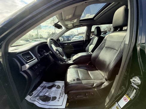 Used 2014 Toyota Highlander Limited image 46