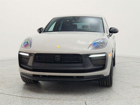 Used 2024 Porsche Macan GTS AWD/4WD image 2