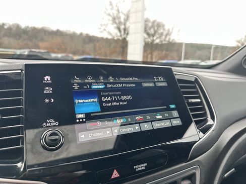 Used 2023 Honda Passport TrailSport image 18